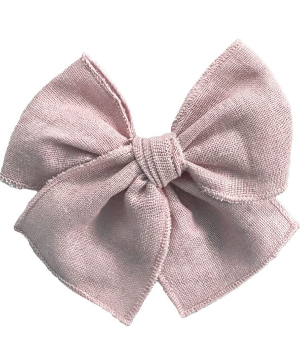 Lovely Pink Bow// Orilla Bordada