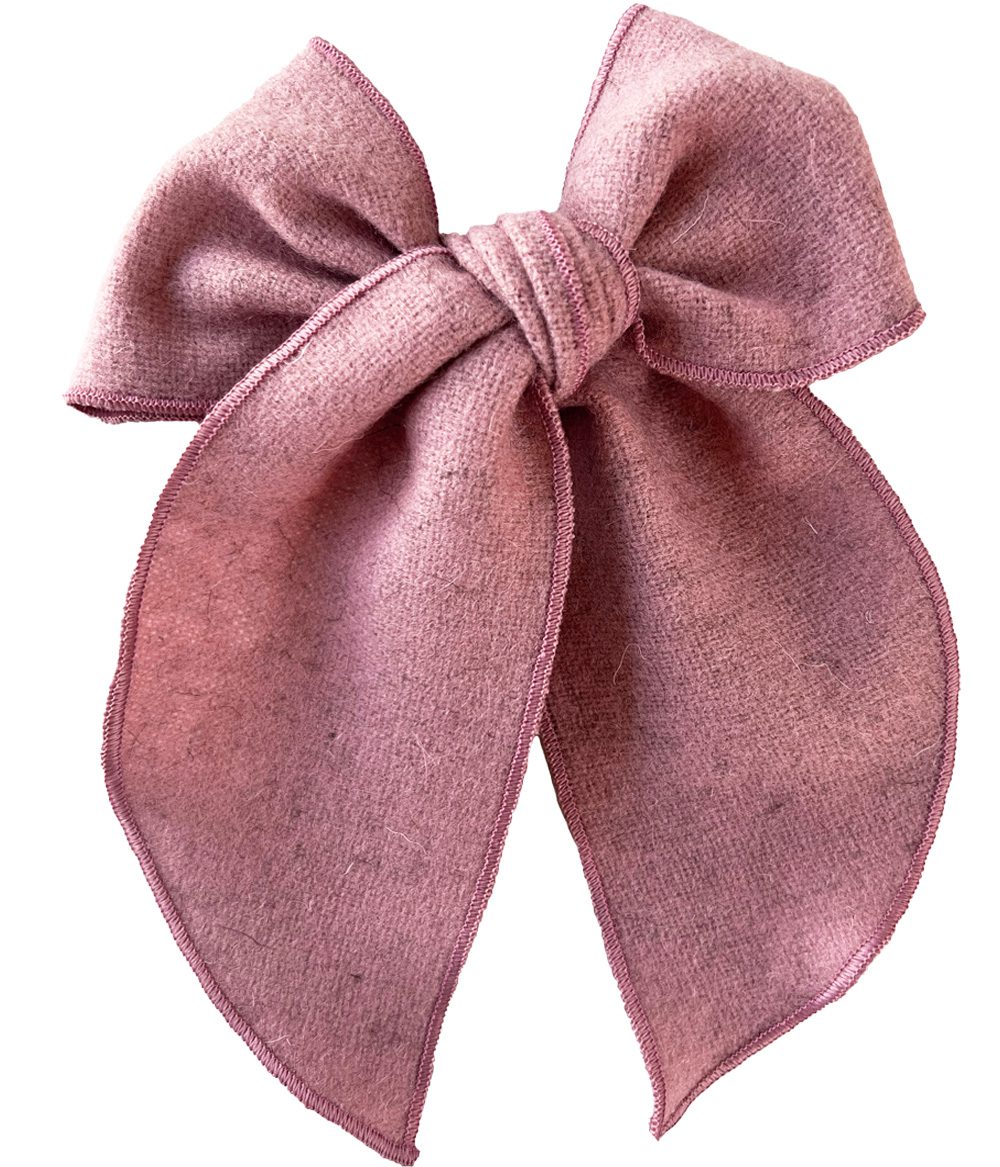 Lana big bow